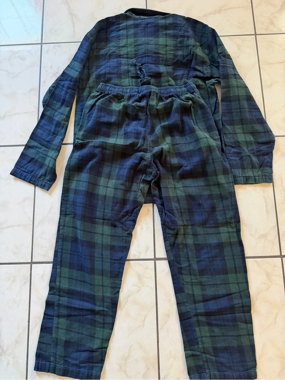 Polo by Ralph Lauren Two Pc Pajamas Green / Blue plaid size medium